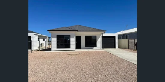 10 Cameron Ct, Wallaroo, SA 5556