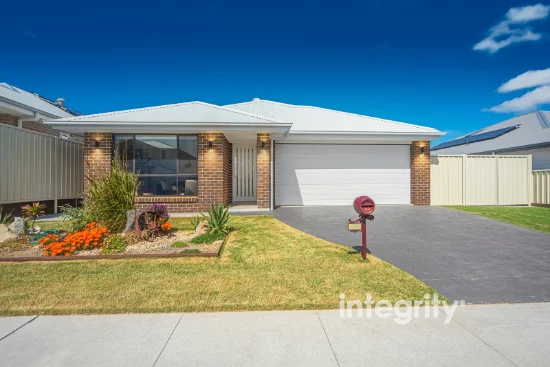 10 Casa Circuit, South Nowra, NSW 2541