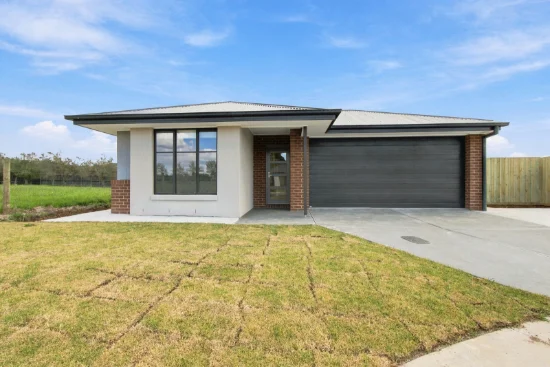 10 Chillingham Road, Traralgon, Vic 3844 - For Sale