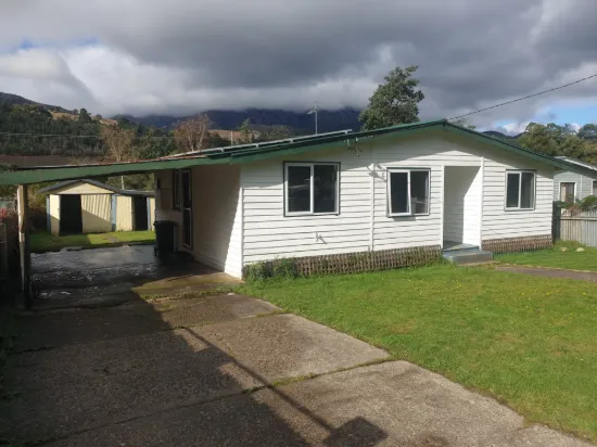 10 Clark Street, Queenstown, Tas 7467