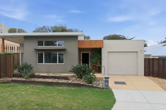 10 Corsair Grove, Inverloch, Vic 3996