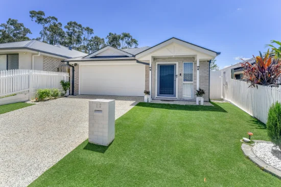 10 Corymbia Lane, Deebing Heights, Qld 4306 - For Rent