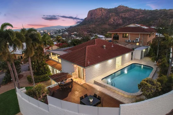 10 Cottesmore Crescent, Castle Hill, Qld 4810