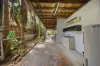 10 Cowley Street, West End, Qld 4810-Image