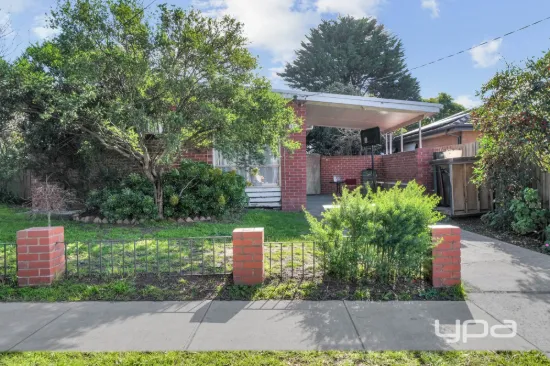 10 Crossley Crescent, Coolaroo, Vic 3048
