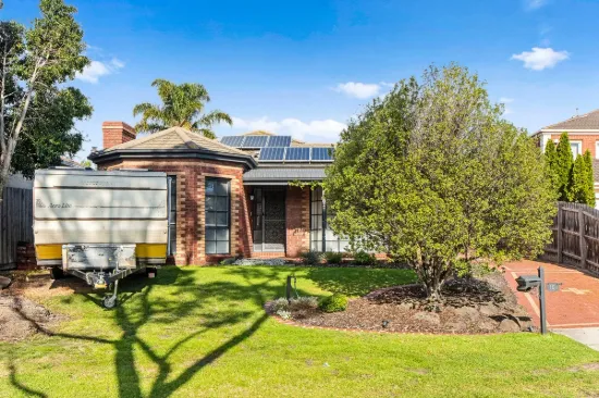 10 Daina Court, Skye, Vic 3977