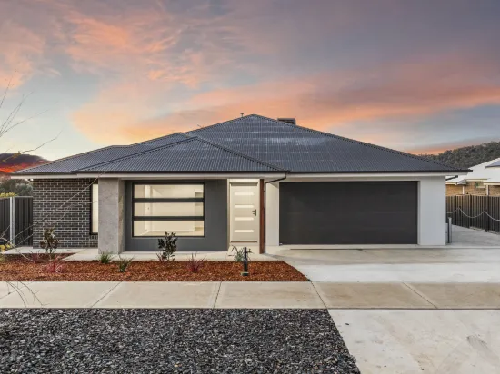 10 Davidson Road, Leneva, Vic 3691