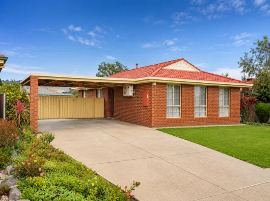 10 Edinburgh Circuit, West Wodonga, Vic 3690
