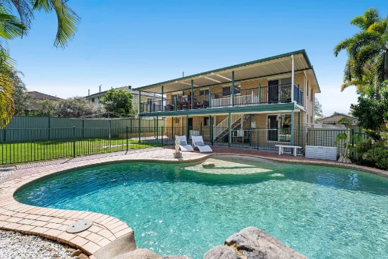 10 Edzell Place, Carindale, Qld 4152