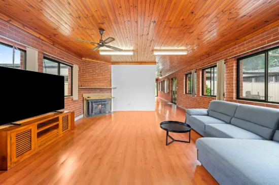 10 Endeavour Road, Georges Hall, NSW 2198-Image