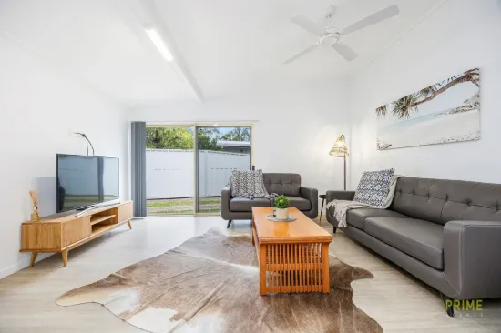 10 Esplanade, Point Vernon, Qld 4655-Image