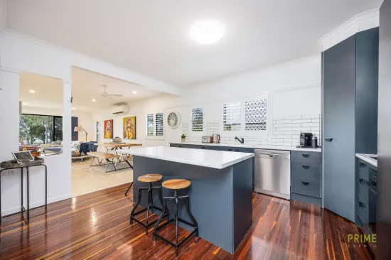 10 Esplanade, Point Vernon, Qld 4655-Image