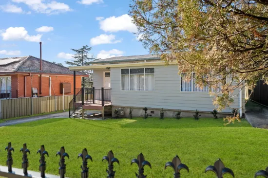 10 Esrom Street, West Bathurst, NSW 2795