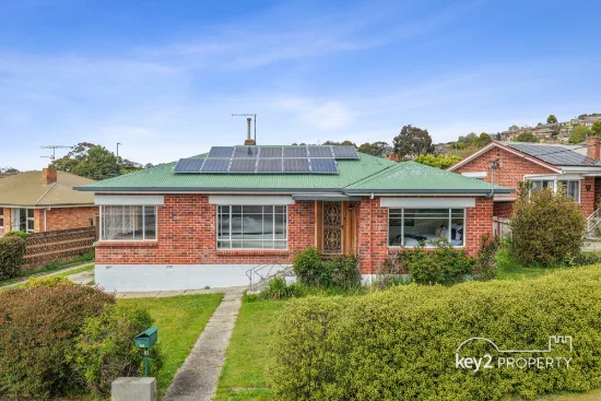 10 Fairway Crescent, Riverside, Tas 7250
