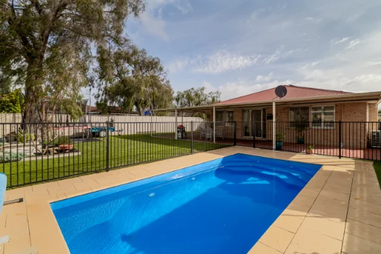 10 Fantail Close, Broadwater, WA 6280