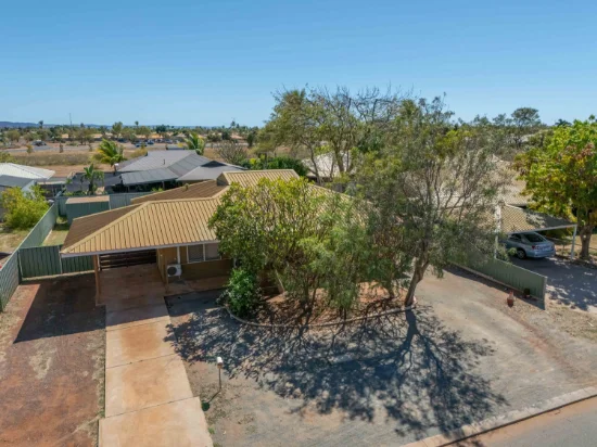 10 Featherby Way, Baynton, WA 6714