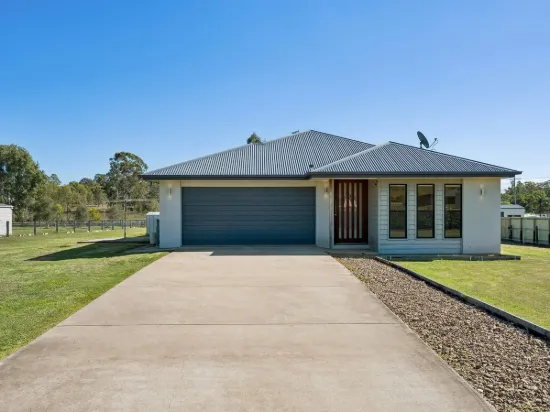 10 Fernrow Drive, Plainland, Qld 4341