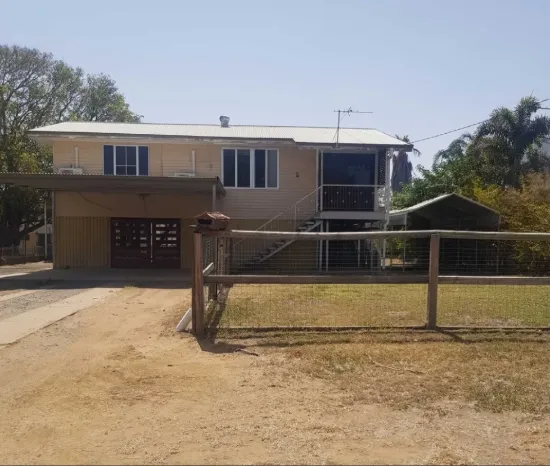 10 Fig St, Blackwater, Qld 4717