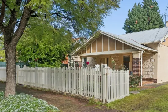 10 Fourth Avenue, Everard Park, SA 5035