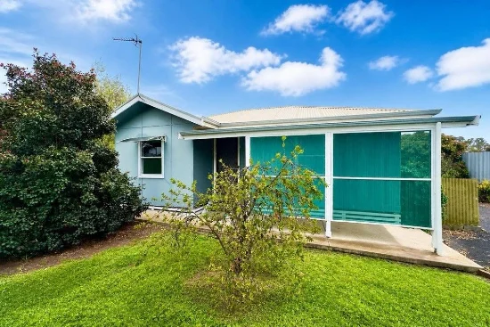 10 Fourth Street, Bordertown SA 5268-Image