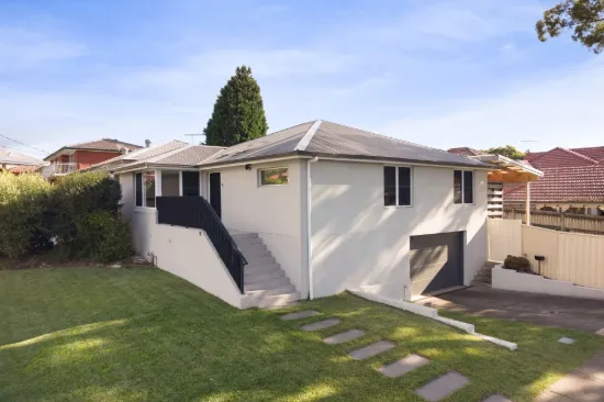 10 Garden Grove, Beverly Hills, NSW 2209