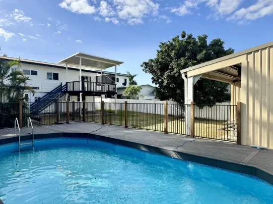10 GOOLAGONG Crescent, Moranbah, Qld 4744