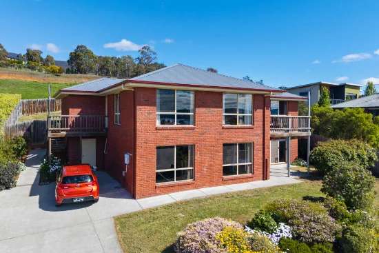 10 Govett Rise, Austins Ferry, Tas 7011
