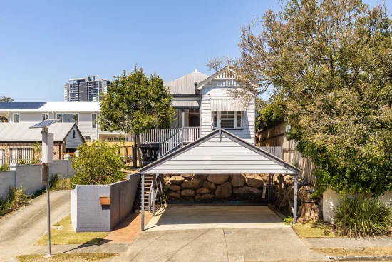 10 Haig Road, Milton, Qld 4064