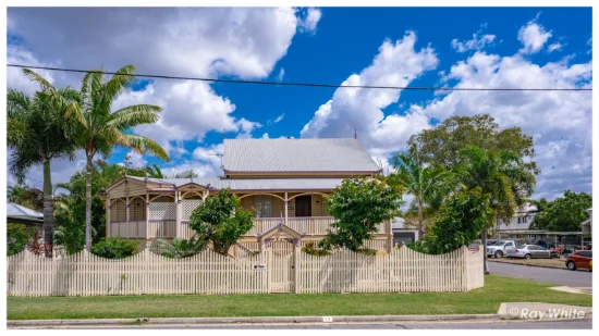 10 HARDACRE STREET, Wandal, Qld 4700