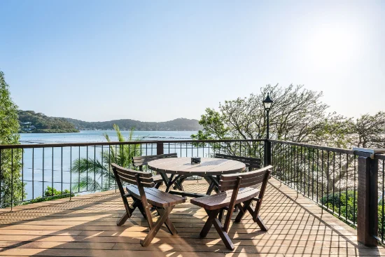 10 Hardys Bay Parade, Killcare, NSW 2257