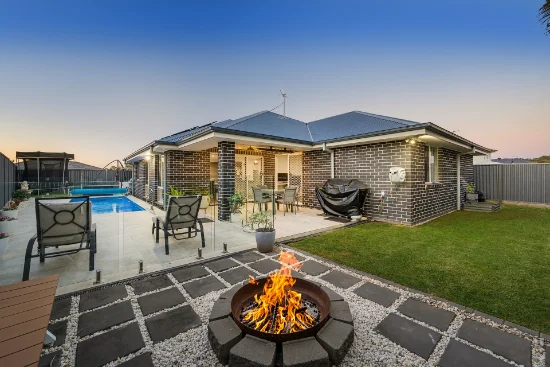 10 Harvest Street, Thrumster, NSW 2444