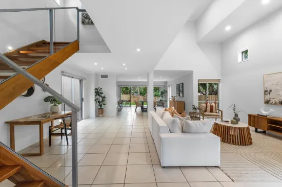 10 Headlands Court, Moffat Beach, Qld 4551
