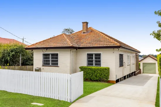 10 Helen Street, Newtown, Qld 4350
