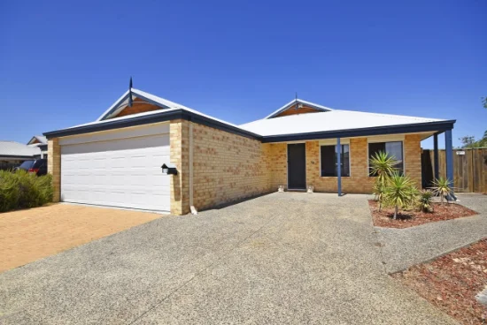 10 Henley Brook Avenue, Ellenbrook, WA 6069 - For Rent