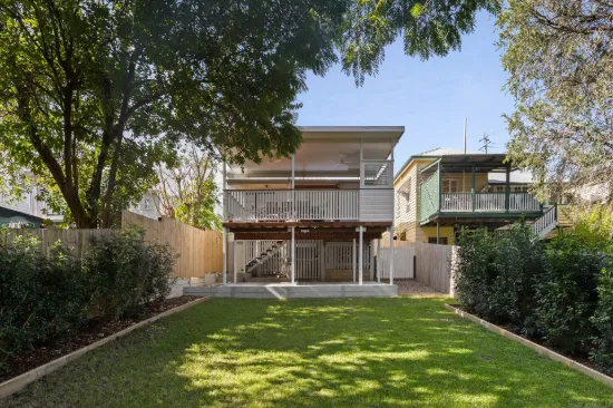 10 Holmesbrook Street, Ashgrove, Qld 4060