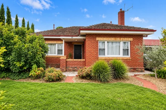10 Houston Street, Flora Hill, Vic 3550 - For Sale