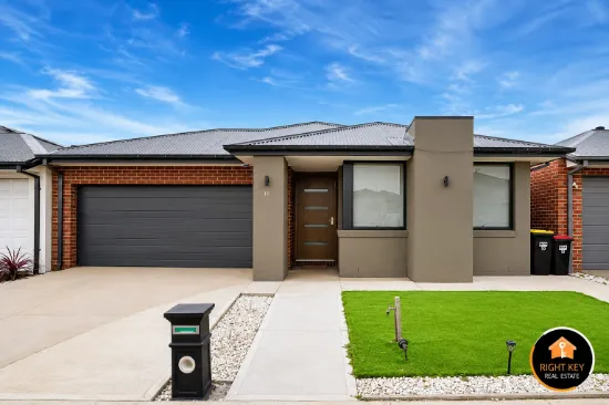 10 Hutton Street, Deanside, Vic 3336