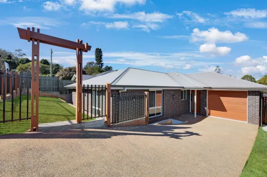 10 Irving Court, Harlaxton, Qld 4350