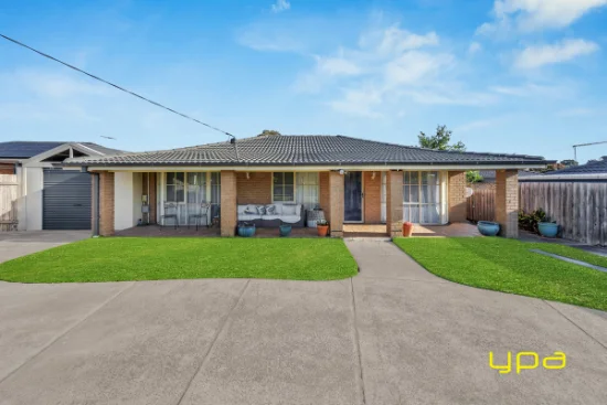 10 Isaac Smith Crescent, Cranbourne, Vic 3977