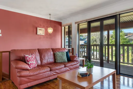 10 Jacaranda Avenue, Figtree, NSW 2525-Image
