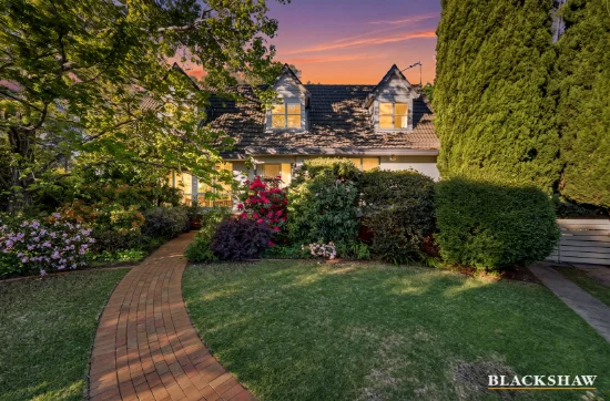10 Jensen Place, Hughes, ACT 2605