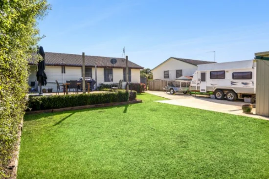10 Kardella Street, Simpson, Vic 3266