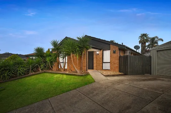 10 Kellie Court, Hampton Park, Vic 3976