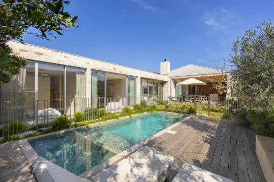 10 Kerferd Avenue, Sorrento, Vic 3943