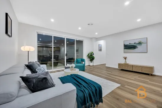 10 Khancoban Crescent, Wollert, Vic 3750-Image