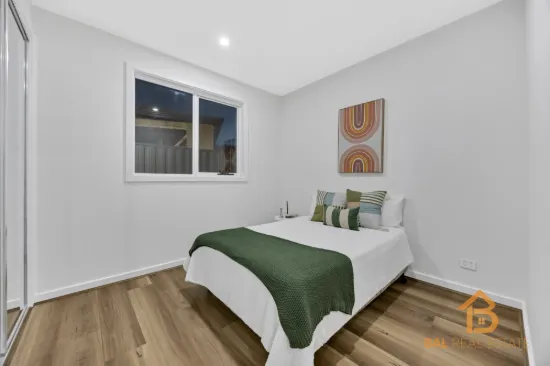 10 Khancoban Crescent, Wollert, Vic 3750-Image