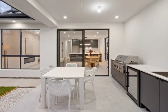 10 Kimberley Avenue, Modbury North, SA 5092-Image