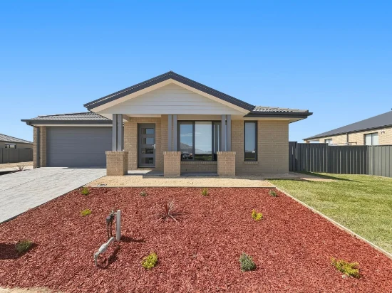 10 Kookaburra Street, Benalla VIC 3672 - For Rent