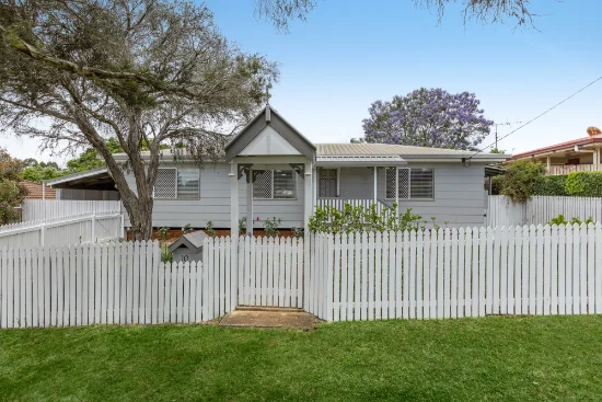 10 Kratzmann Ct, Kearneys Spring, Qld 4350
