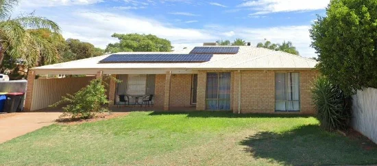 10 Kunanalling Avenue, Hannans, WA 6430